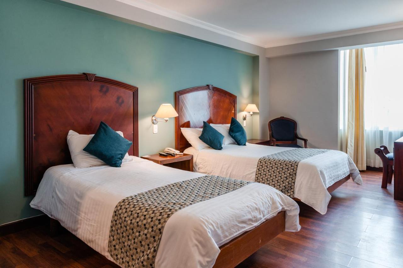 Hotel Libertador Loja Eksteriør bilde