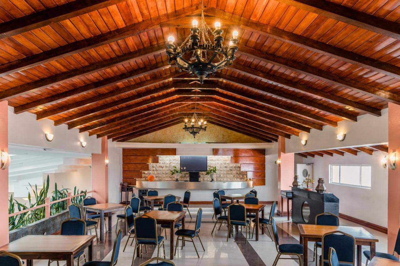 Hotel Libertador Loja Eksteriør bilde