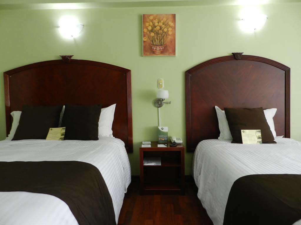 Hotel Libertador Loja Eksteriør bilde