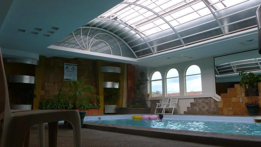 Hotel Libertador Loja Eksteriør bilde